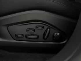 Porsche Macan (2026) thumbnail 40