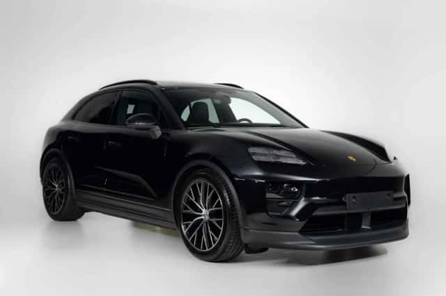 Porsche Macan (2026) thumbnail 5