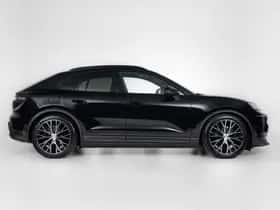 Porsche Macan (2026) thumbnail 10