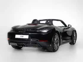 Porsche 718 (2025) thumbnail 2