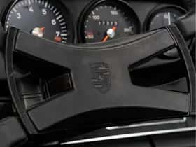 Porsche 911 (1972) thumbnail 30