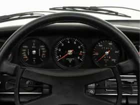 Porsche 911 (1972) thumbnail 37