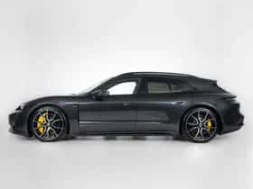 Porsche Taycan (2023) thumbnail 11