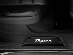 Porsche Taycan (2023) thumbnail 33