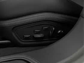 Porsche Taycan (2023) thumbnail 39