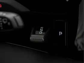 Porsche Taycan (2023) thumbnail 44