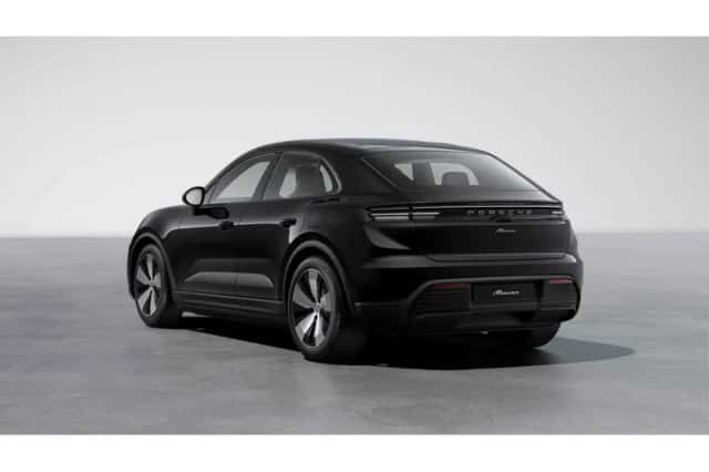Porsche Macan (2026) thumbnail 2