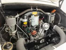 Porsche 911 (1965) thumbnail 15