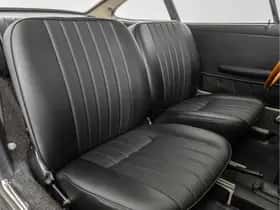Porsche 911 (1965) thumbnail 8