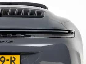 Porsche 911 (2025) thumbnail 29