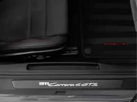 Porsche 911 (2025) thumbnail 30