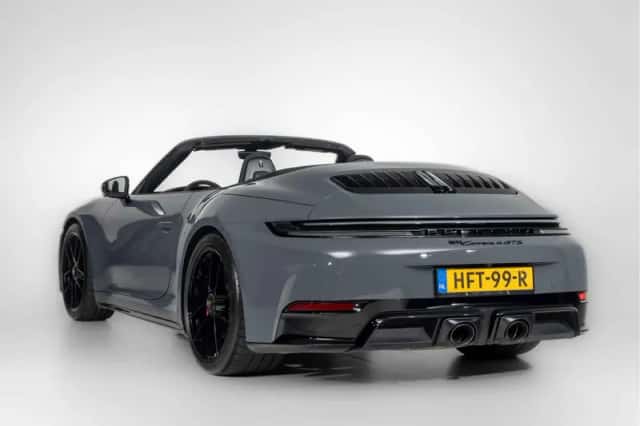 Porsche 911 (2025) thumbnail 6