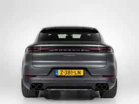 Porsche Cayenne (2024) thumbnail 15