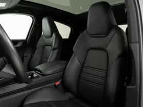 Porsche Cayenne (2024) thumbnail 4