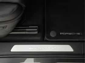 Porsche Cayenne (2024) thumbnail 31