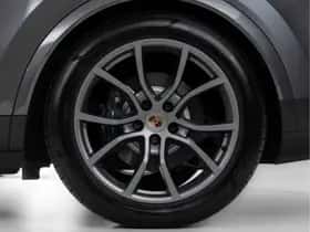 Porsche Cayenne (2024) thumbnail 48