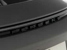 Porsche 911 (2024) thumbnail 32