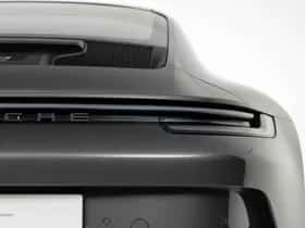 Porsche 911 (2024) thumbnail 36