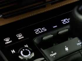 Porsche 911 (2024) thumbnail 44