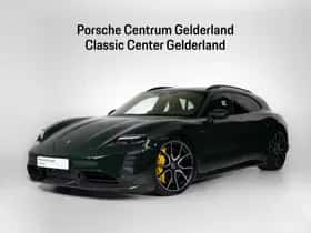 Porsche Taycan (2024)