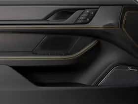 Porsche Taycan (2024) thumbnail 19