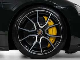 Porsche Taycan (2024) thumbnail 22