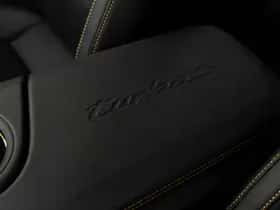 Porsche Taycan (2024) thumbnail 43