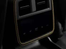 Porsche Taycan (2024) thumbnail 46