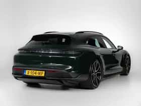 Porsche Taycan (2024) thumbnail 6