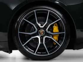 Porsche Taycan (2024) thumbnail 51