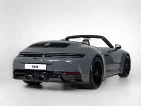 Porsche 911 (2026) thumbnail 5