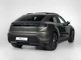 Porsche Macan (2026) thumbnail 2