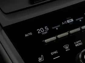 Porsche Macan (2026) thumbnail 18