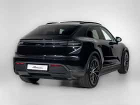 Porsche Macan (2026) thumbnail 6