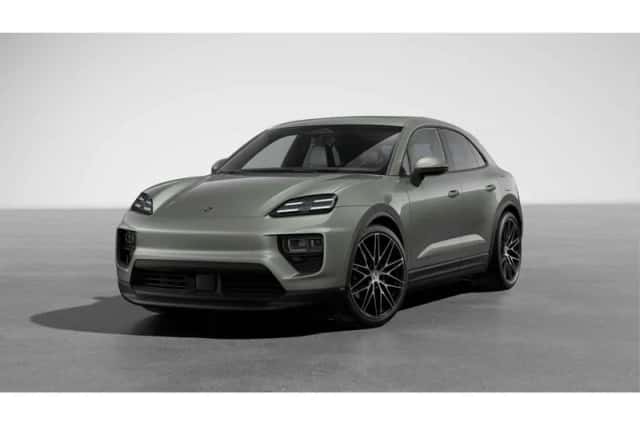 Porsche Macan (2026) thumbnail 1