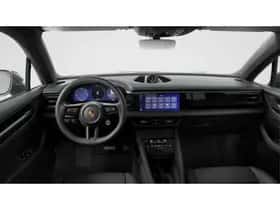 Porsche Macan (2026) thumbnail 3