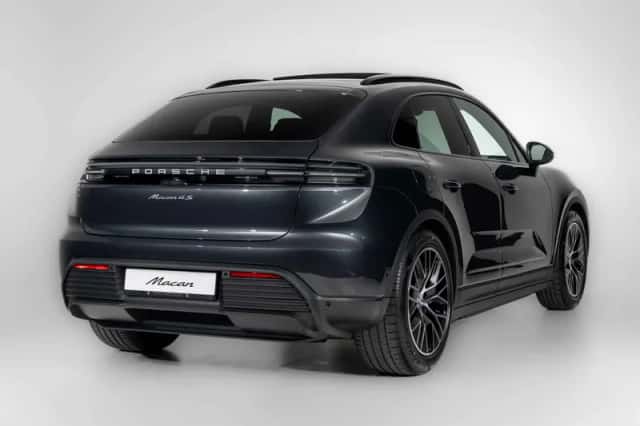 Porsche Macan (2026) thumbnail 6