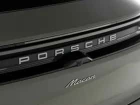 Porsche Macan (2026) thumbnail 25