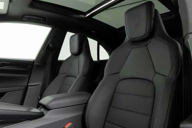 Porsche Macan (2026) thumbnail 4