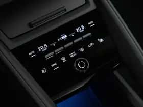 Porsche Macan (2026) thumbnail 11