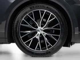 Porsche Macan (2026) thumbnail 17