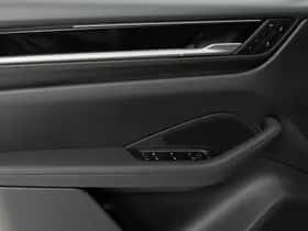 Porsche Macan (2026) thumbnail 34