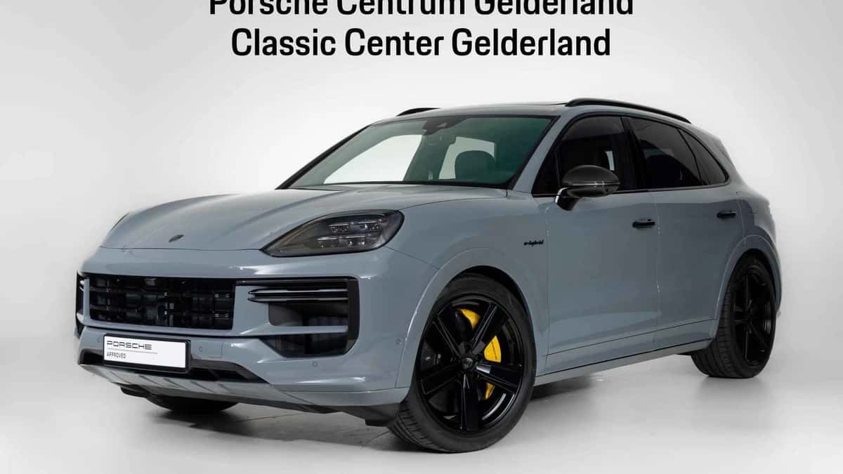 Porsche Cayenne (2024) — foto 1