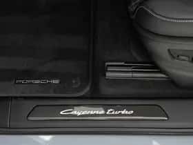 Porsche Cayenne (2024) thumbnail 38