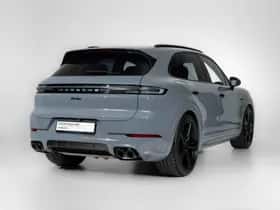 Porsche Cayenne (2024) thumbnail 6