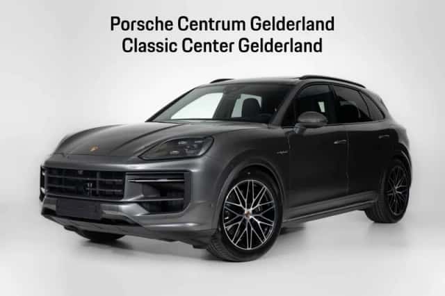 Porsche Cayenne (2025) thumbnail 1