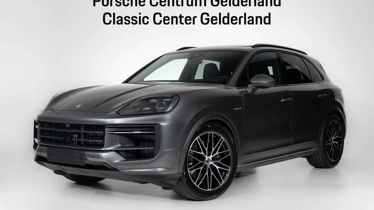 Porsche Cayenne (2025) — foto 1