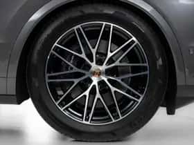 Porsche Cayenne (2025) thumbnail 21