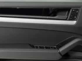 Porsche Cayenne (2025) thumbnail 39