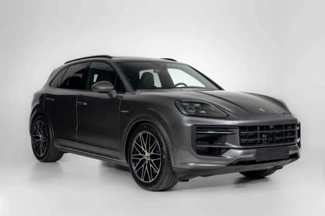 Porsche Cayenne (2025) thumbnail 5